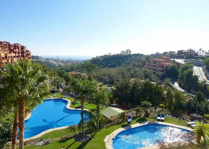 2 Bed Penthouse In La Reserva De *